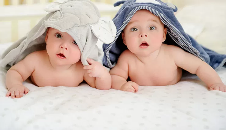 روش نگهداری نوزاد دوقلو؛ توصیه های طلایی برای پدرها و مادرها +پرسشهای متداول