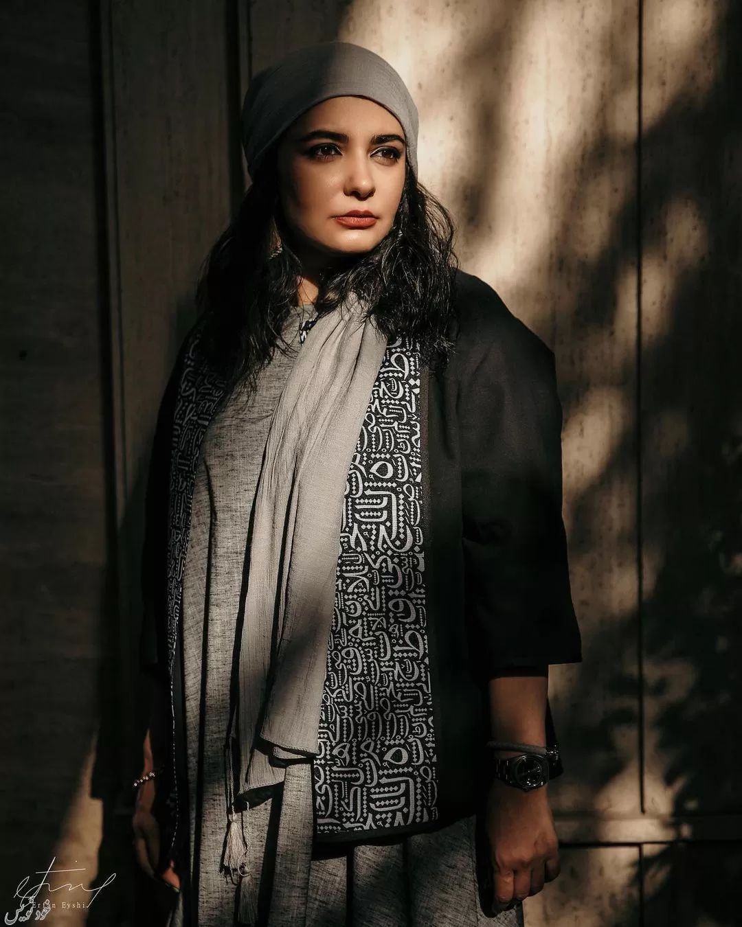 عکس های جدید لیندا کیانی بدون مانتو و روسری در ترکیه + بیوگرافی