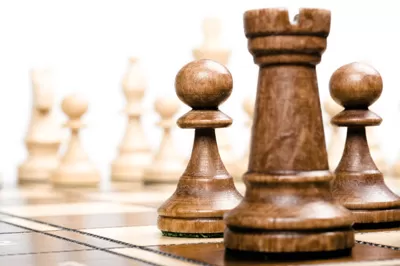 تاریخ شطرنج و تخته نرد در ایران + شطرنج در فرهنگ ایران