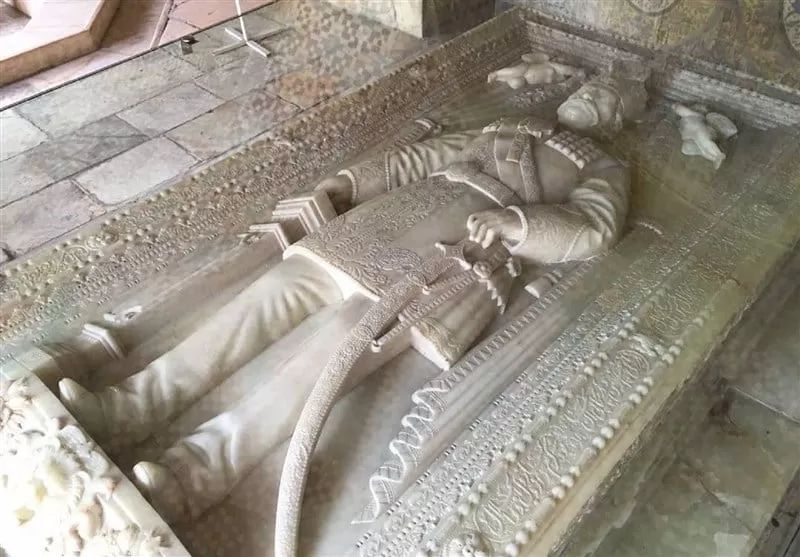 قبر جیران، همسر ناصرالدین شاه کجاست؟