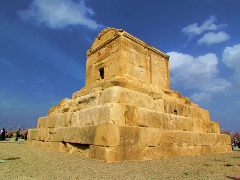 خلاصه ای از حکومت هخامنشیان و آثار باقیمانده این دوره  +پادشاهان معروف هخامنشی