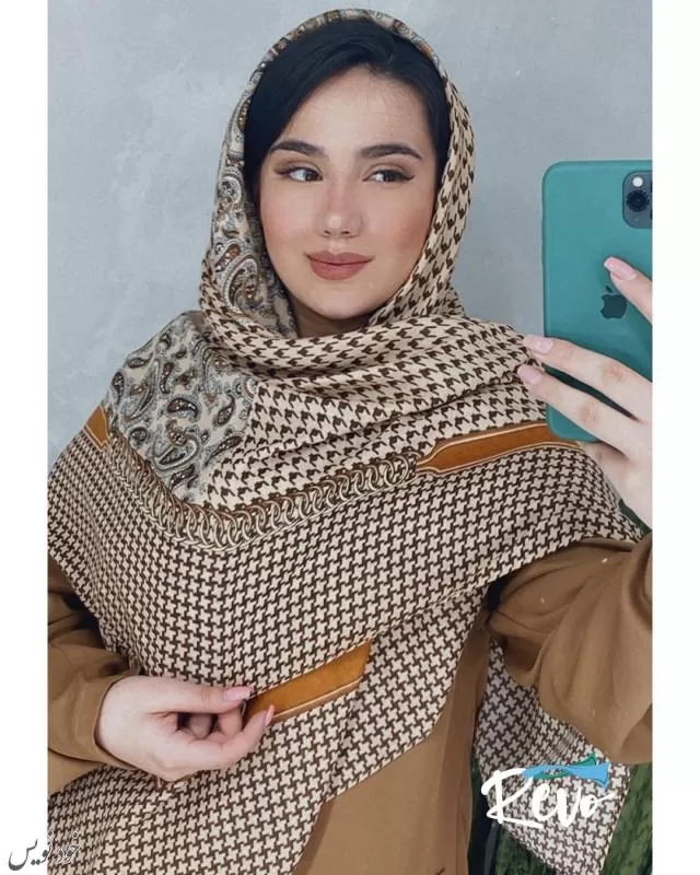 شیک ترین شال و روسری زنانه 1401 | مجله مد و زیبایی 