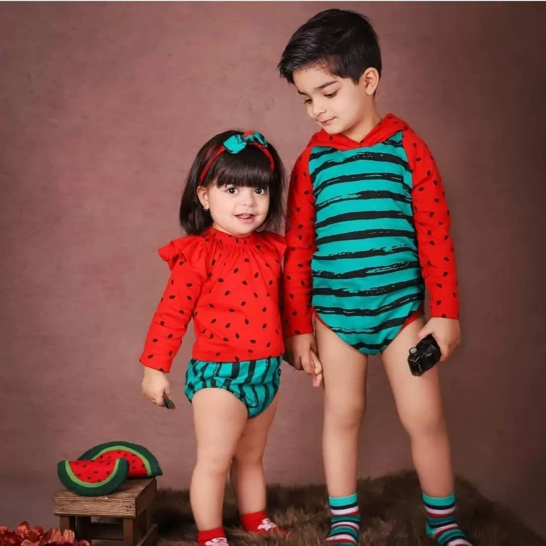   مدل لباس هندوانه ای شب یلدا 1401 برای کودکان | دخترانه و پسرانه 