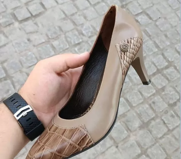  مدل کفش چرم زنانه شیک و جدید 1402