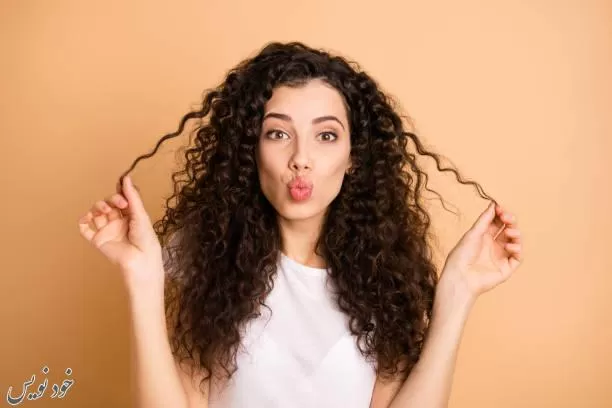 روش های مراقبت از موهای فر که موهایتان را رویایی می کنند! | اصول نگه داری