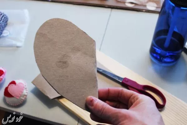 ساخت قلب برای روز عشق با میخ و ریسمان | آموزش تصویری
