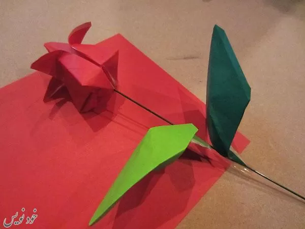 آموزش ساخت گل لاله کاغذی برای ولنتاین و دهه فجر