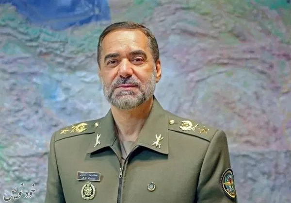 امیر آشتیانی : اولویت وزارت دفاع تقویت توان رزم نیروهای مسلح است
