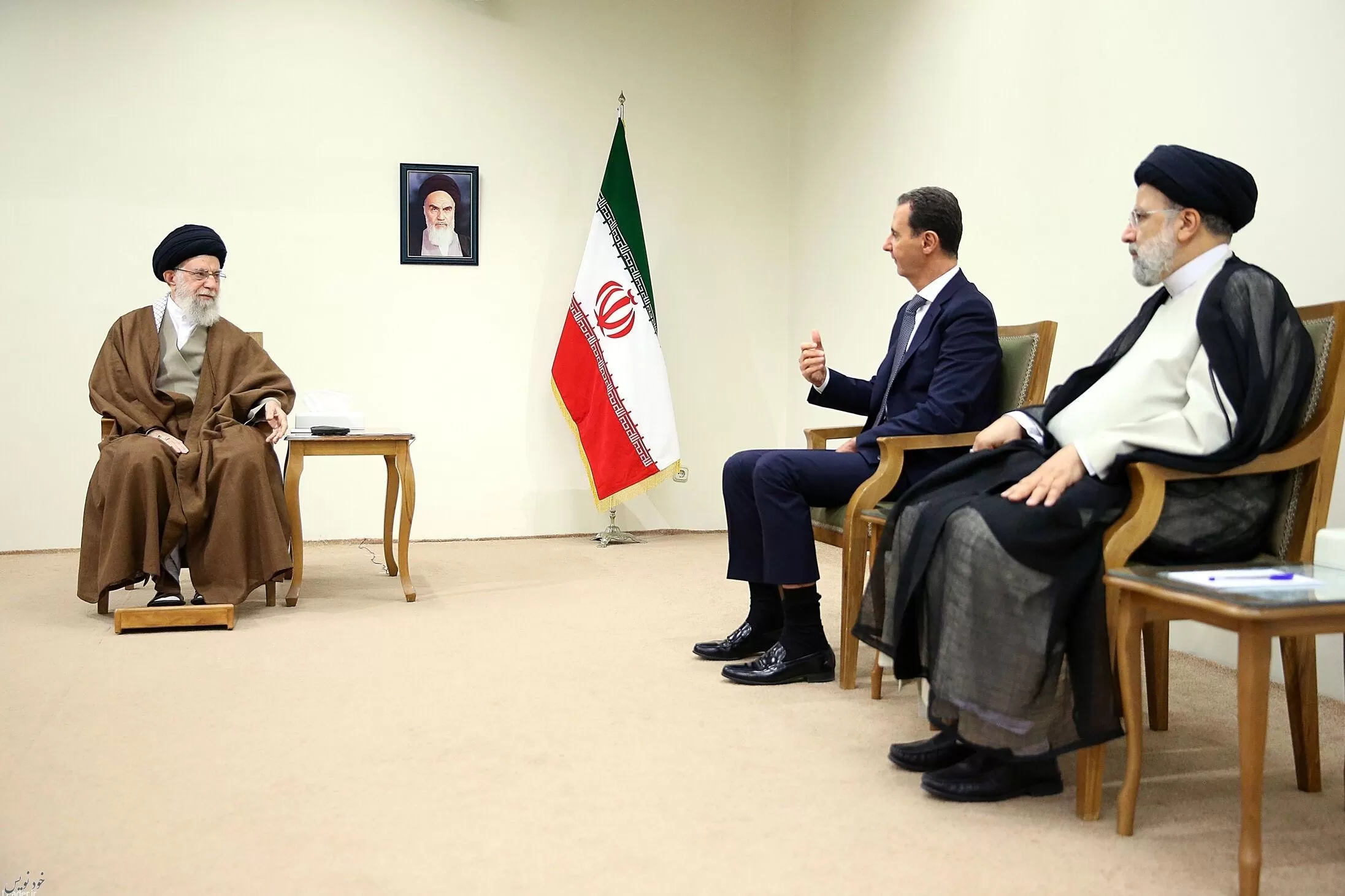 بشار اسد با رهبر معظم انقلاب و رئیسی در تهران دیدار کرد