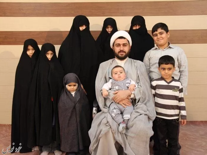 پدر پرجمعیتترین خانواده ایرانی را بشناسید و ببینید | ۴۰ ساله دارای ۸ دختر و ۵ پسر+ عکس