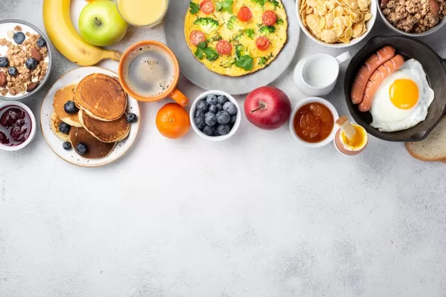 ۱۶ مورد از بدترین و بهترین خوراکی ها برای وعده صبحانه + باید ها و نبایدها