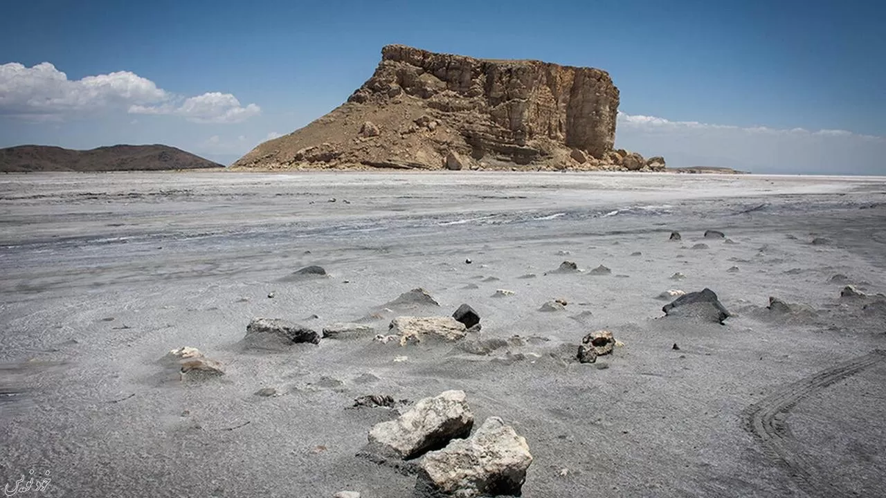 الگوی کشت دریاچه ارومیه متناسب با الگوی کشت منطقه نیست/ قطعا برای احیای دریاچه ارومیه امید است | خبر محیط زیست