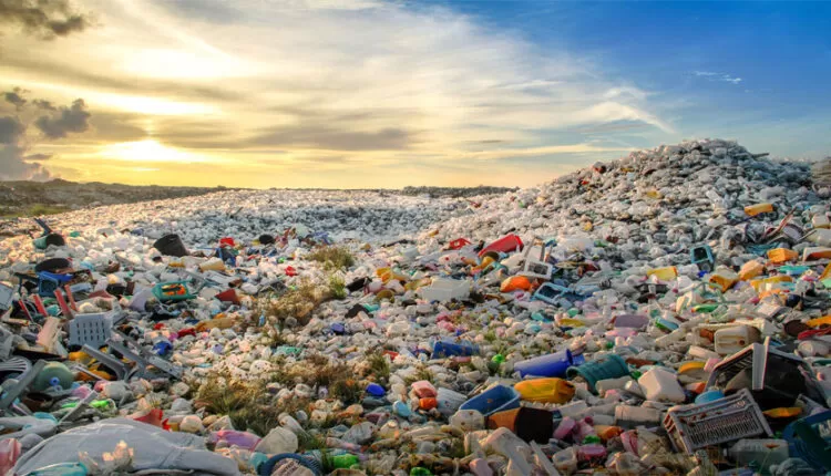زباله پلاستیکی ، دشمن شماره یک محیط زیست