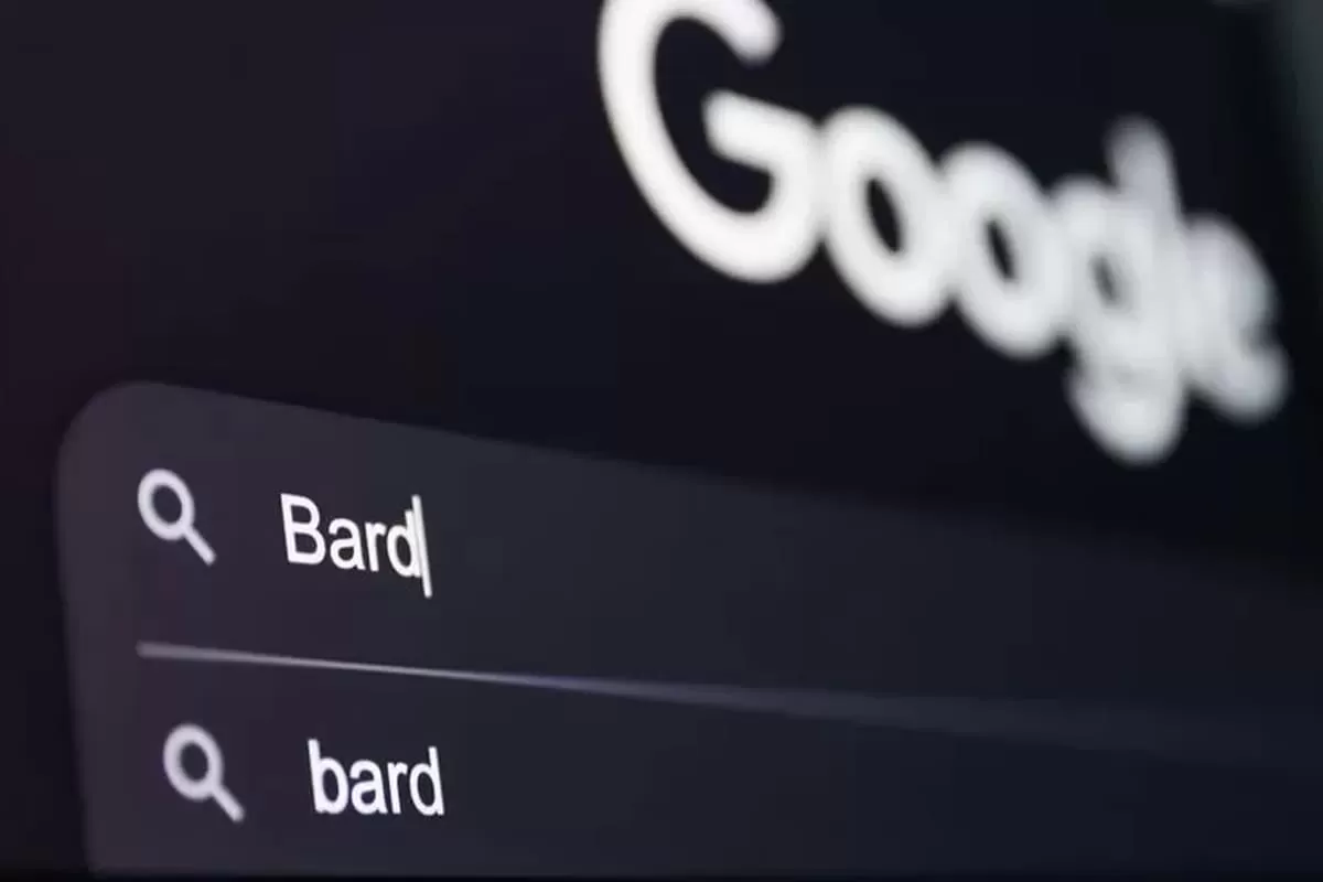 کارمندان گوگل پاسخ‌های چت‌بات Bard را بازنویسی می‌کنند