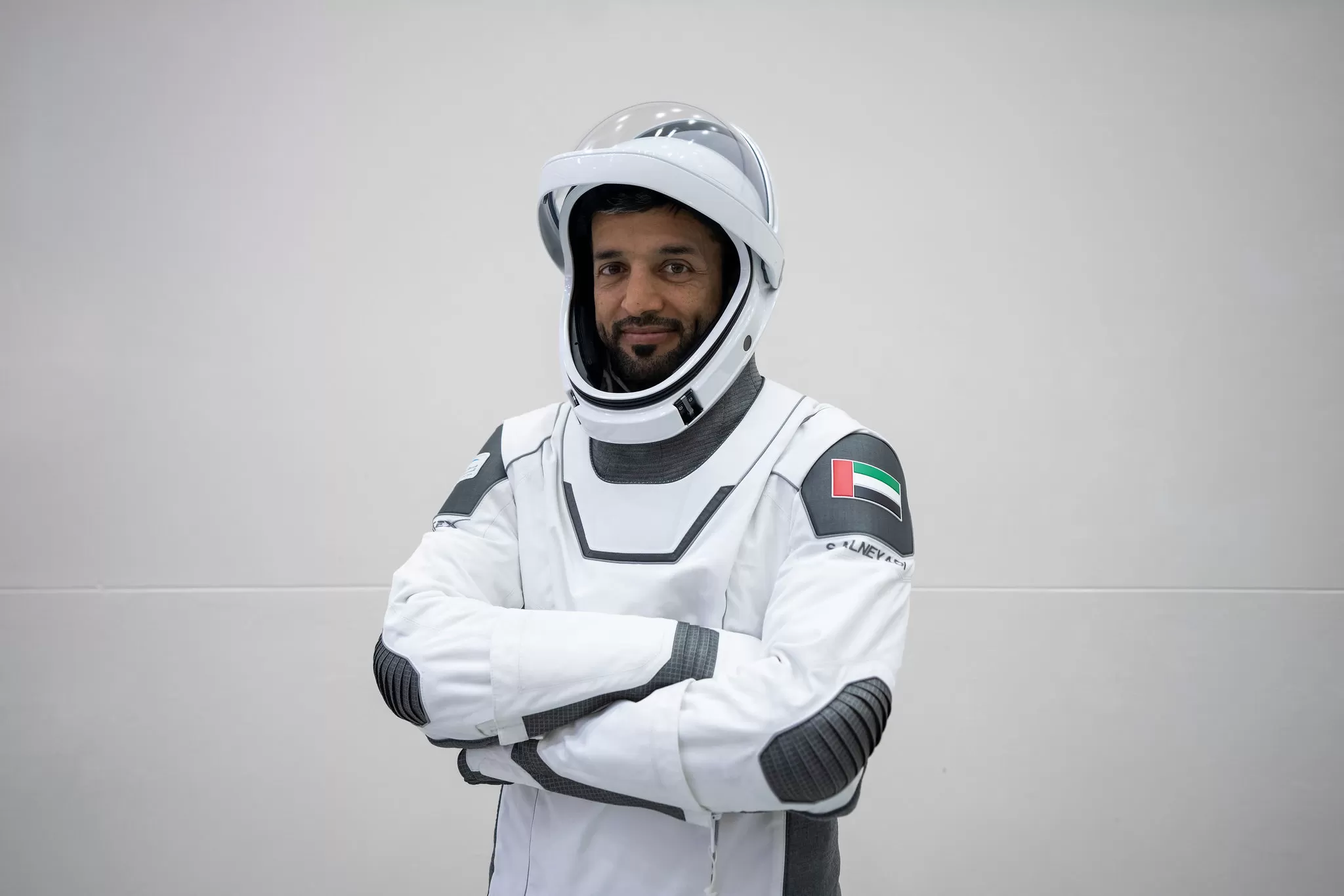 فضانورد اماراتی ماموریت کرو ۶ اسپیس ایکس ماه رمضان را در فضا می‌گذراند