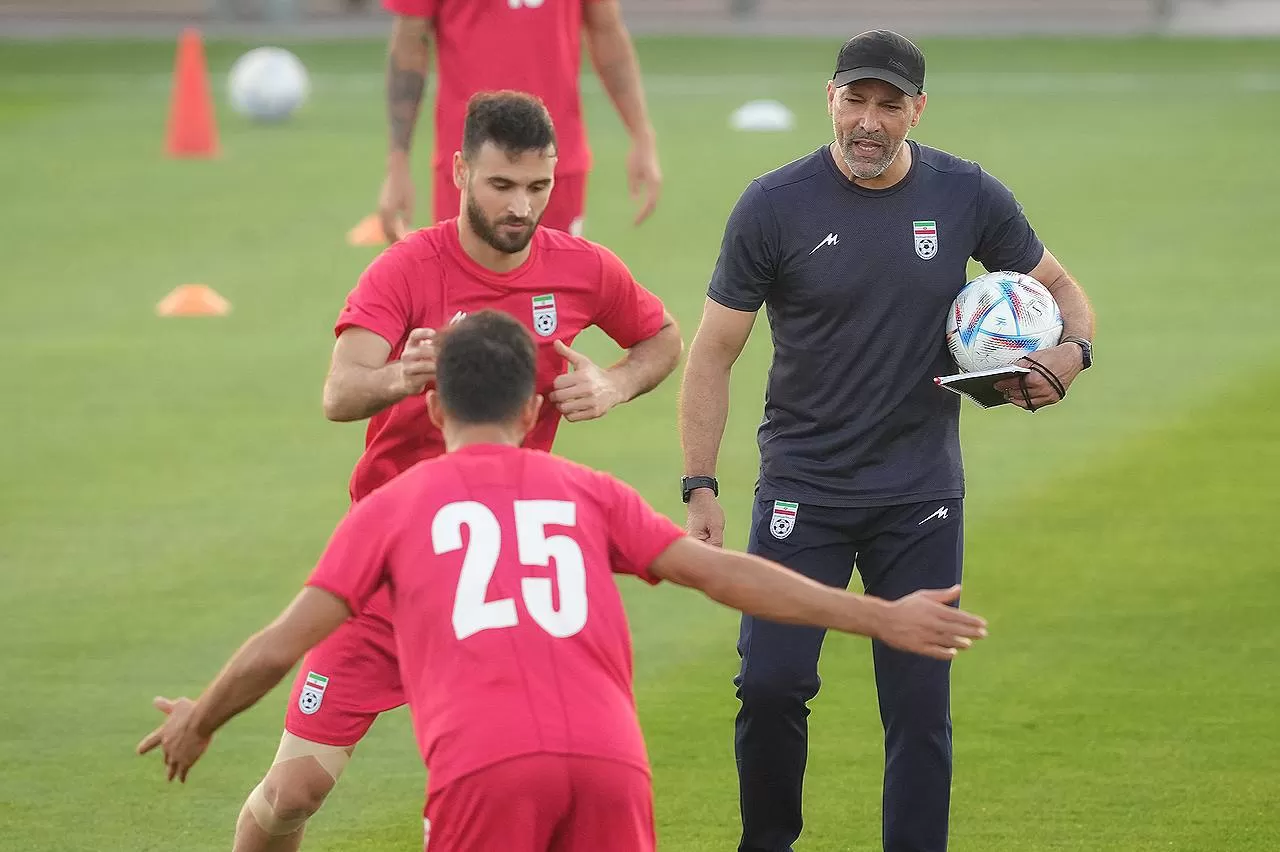 مربی سابق تیم ملی ایران به قطر پیوست