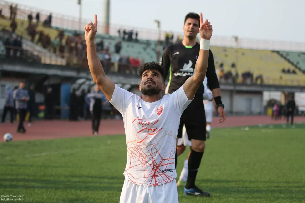 ظهور یک مس جدید و مدعی در فوتبال ایران(عکس)