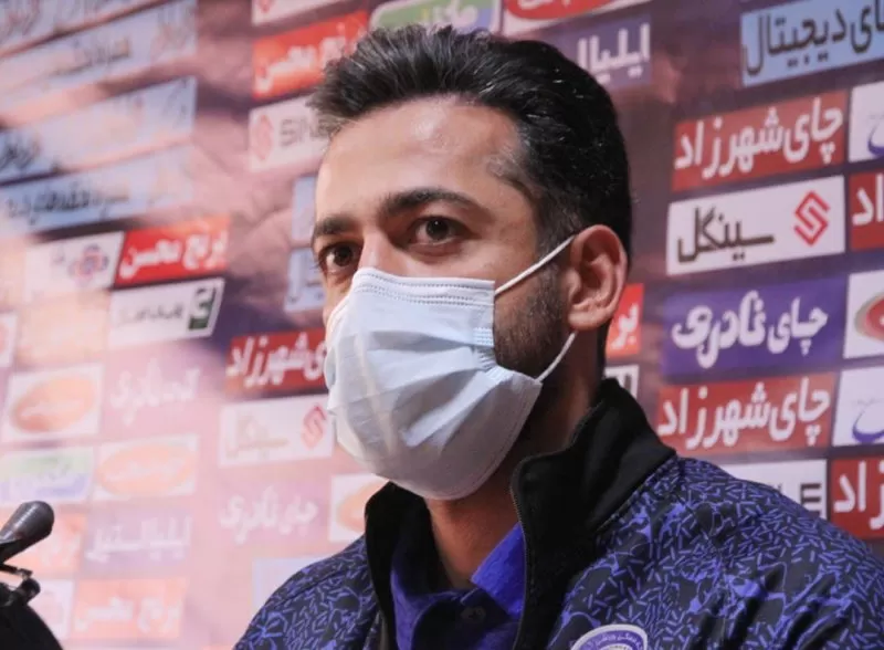الهویی: بازیکنان باید از اتفاقات بازی استقلال بگذرند