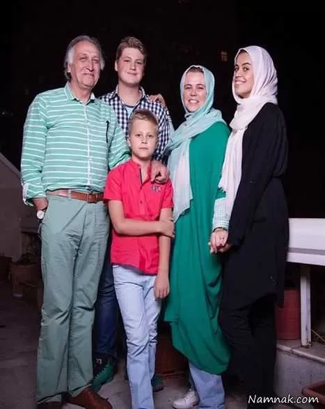 احمد نجفی و خانواده اش
