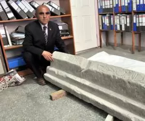 سنگ قبر ملا نصرالدین در ترکیه کشف شد + عکس