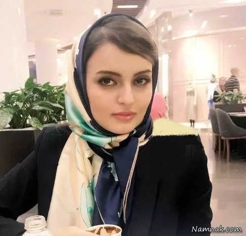 نیلوفر پارسا