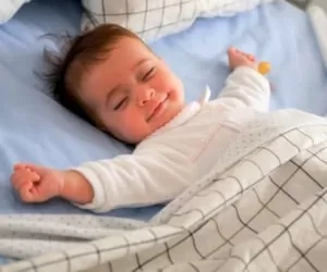 میزان خواب کودک از یک روزگی تا 12 سالگی + نکات مهم