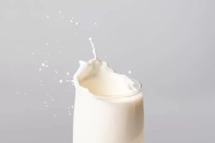 شیر غیر پاستوریزه