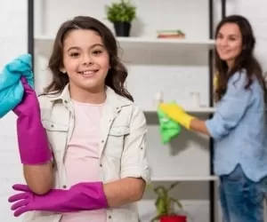 دلیل و فواید مهم همکاری کودکان در کارهای خانه