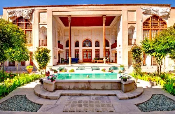 عمارت بخردی