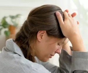 علل و علائم اصلی سردردهای تنشی مزمن+ پیشگیری