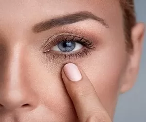 دلایل ایجاد سیاهی دور چشم و روش های موثر برای درمان آن