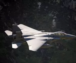 حرکات نمایش جالب و شگفت انگیز جت F-15 + تصاویر