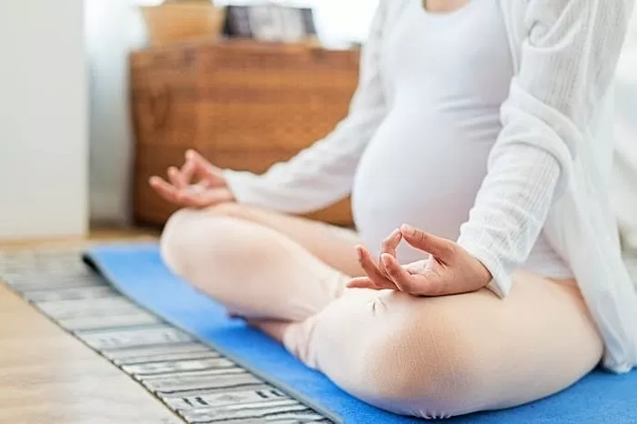 تمرین یوگا در بارداری