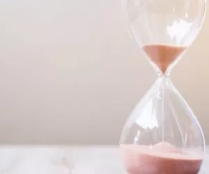 چگونه زمان را مدیریت کنیم؟ تکنیک عالی موفقیت در مدیریت زمان
