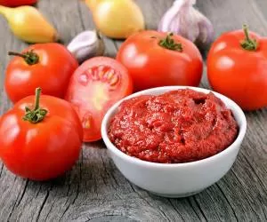سس گوجه فرنگی | طرز تهیه “سس گوجه فرنگی” با سیر و پیاز