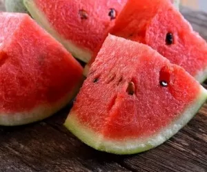 کاهش سردرد و تناسب اندام با میوه هندوانه