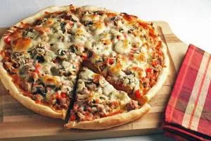 پیتزا مرغ و قارچ کاری | طرز تهیه “پیتزا مرغ و قارچ” کاری