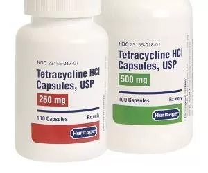 کاربردهای کپسول تتراسایکلین + عوارض ، تداخل و بارداری