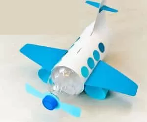 آموزش تصویری ساخت اسباب بازی هواپیما با بطری نوشابه