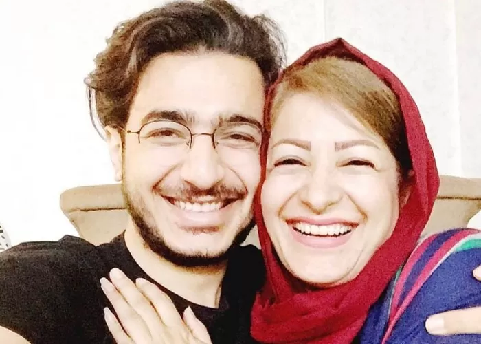 آرمین رحیمیان و مادرش
