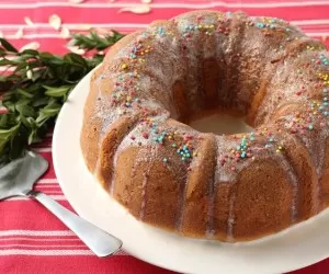 طرز تهیه کیک ساده و سریع برای 2 و 4 نفر