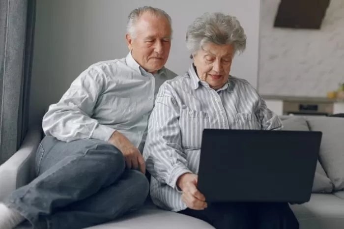 تکنولوژی برای پدربزرگ و مادربزرگ