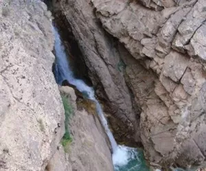 معرفی کامل آبشار آیینه رود دماوند نزدیک تهران + آدرس
