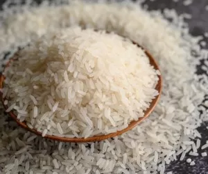 راه ساده برای تشخیص برنج تقلبی حاوی پلاستیک