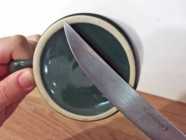 تیز کردن چاقو با لیوان