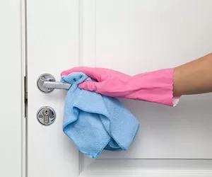 چگونه در های ضد سرقت و در های ورودی خانه را تمیز کنیم ؟