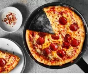 3 نوع پیتزا بدون فر به همراه دستور تهیه و نکات کامل