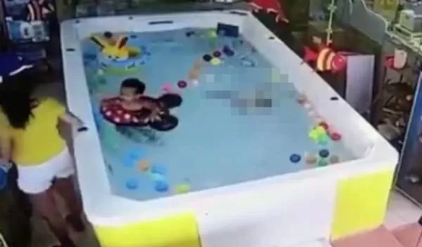 غرق شدن نوزاد