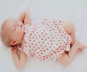 5 فاکتور مهم که هنگام انتخاب لباس برای نوزاد باید در نظر داشت  