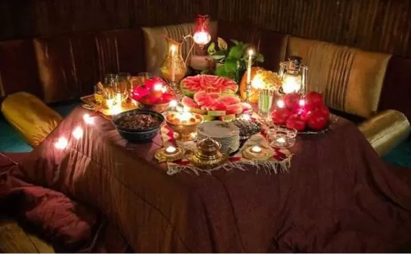 کرسی شب یلدا